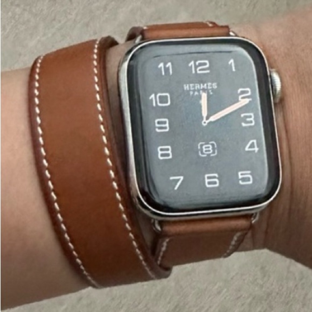 Hermes 40mm Apple Watch Series 5, watch face only (no band)